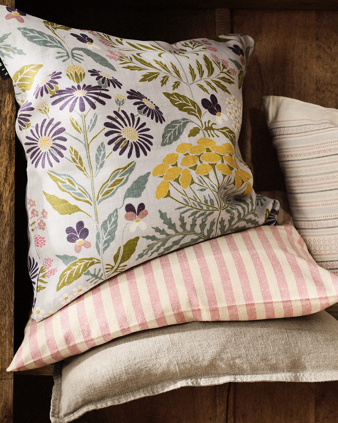 Daisy Kuddfodral 35x50